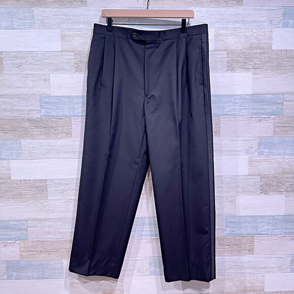 Jos A Bank Notch Collar Tuxedo Suit Black Mens 42R Jacket 36R Pleated Pants - Picture 8 of 12